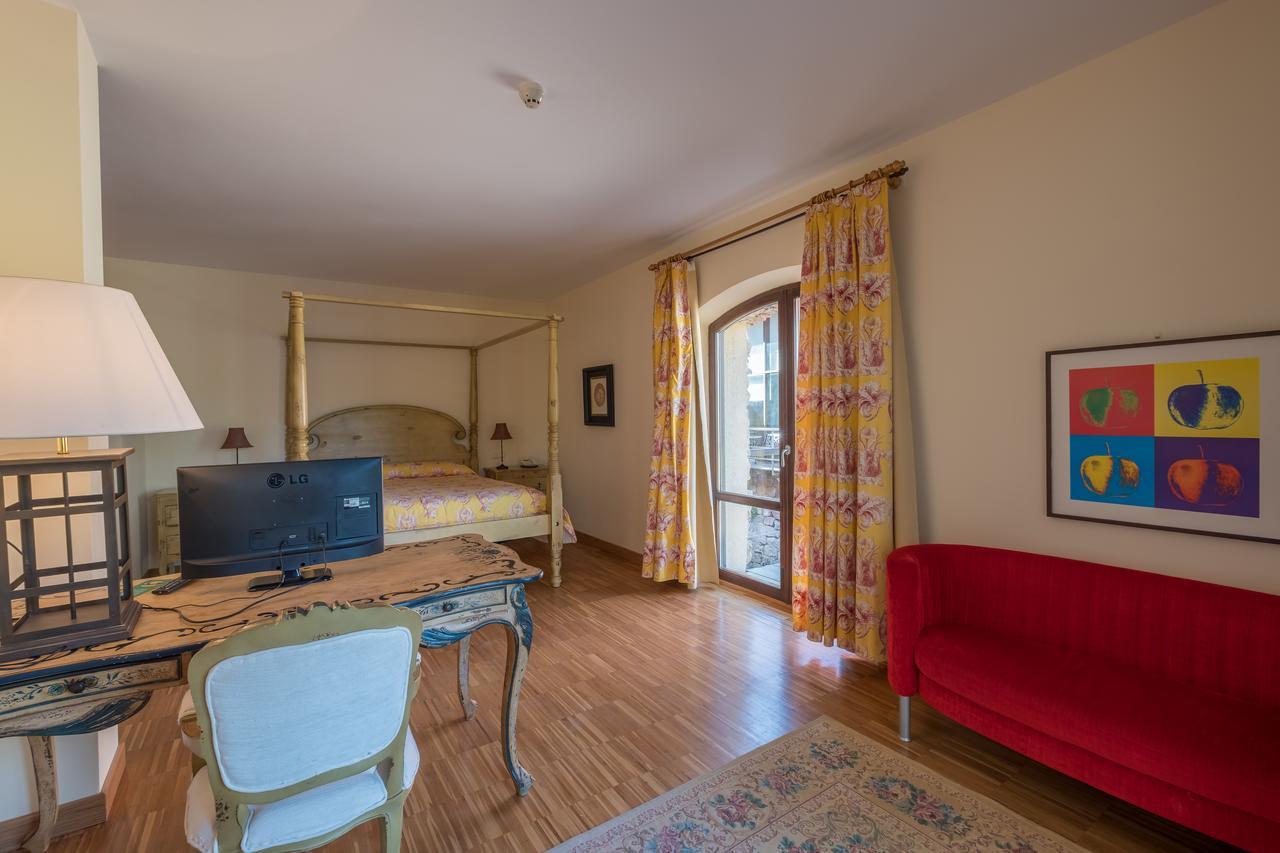 Hotel El Molino De Salinas Salinas De Pisuerga ภายนอก รูปภาพ