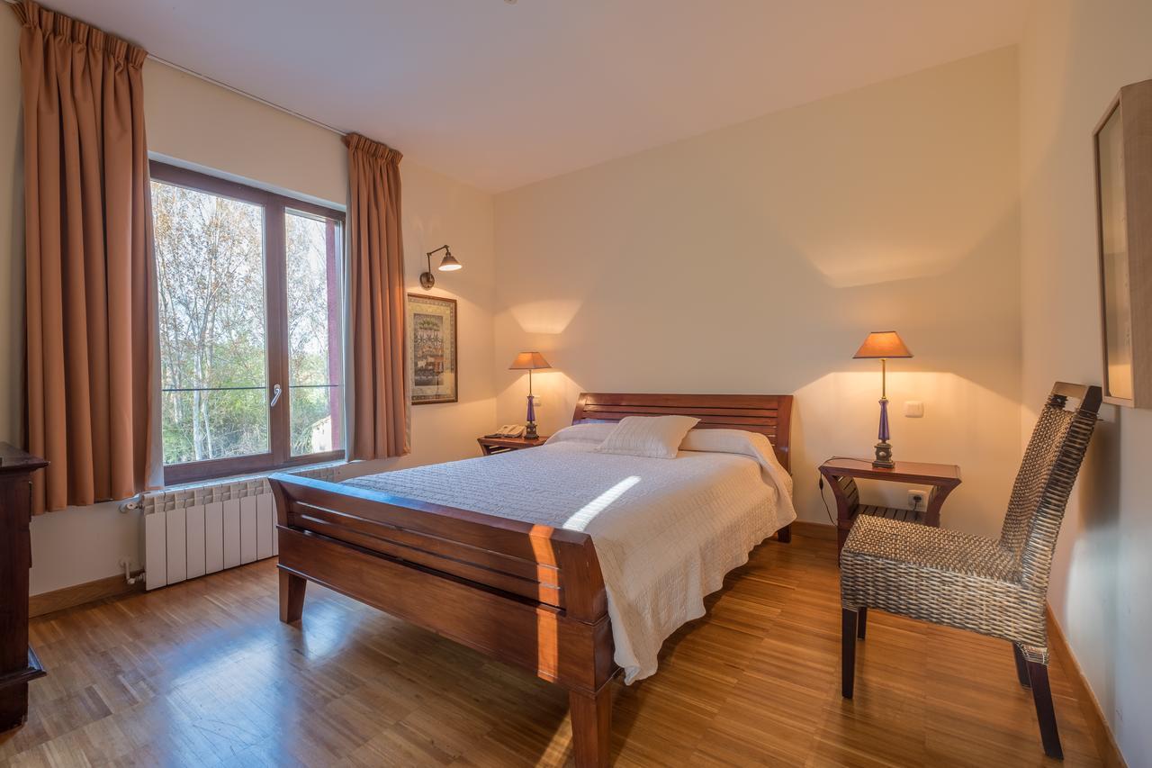 Hotel El Molino De Salinas Salinas De Pisuerga ภายนอก รูปภาพ