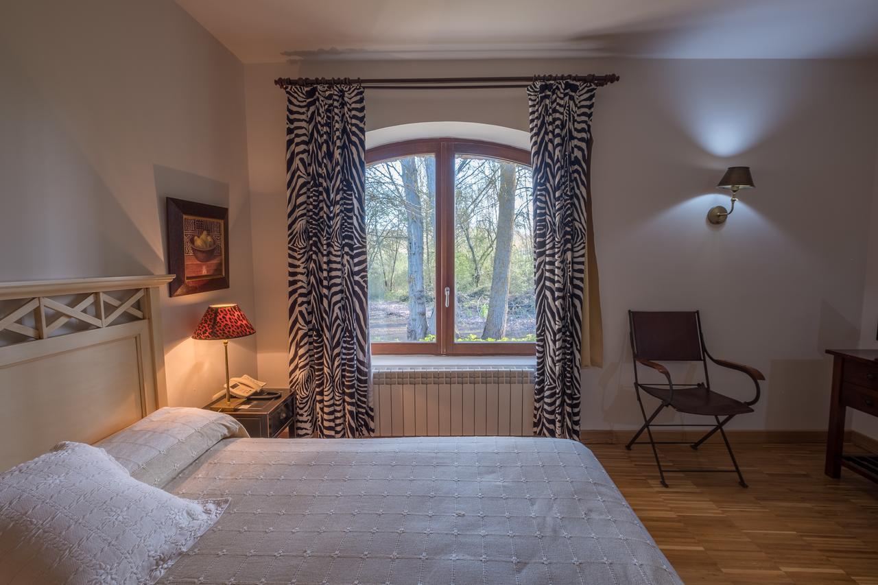 Hotel El Molino De Salinas Salinas De Pisuerga ภายนอก รูปภาพ