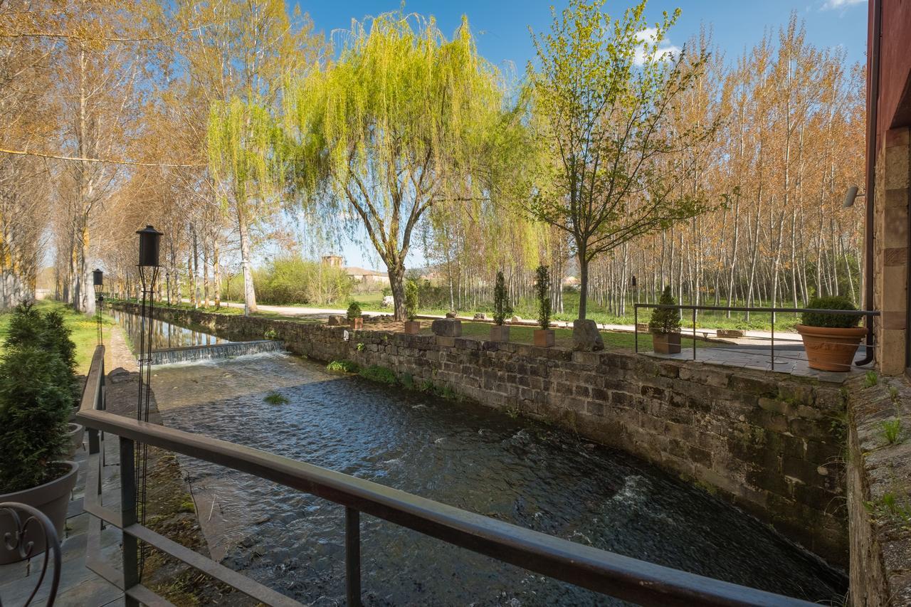 Hotel El Molino De Salinas Salinas De Pisuerga ภายนอก รูปภาพ