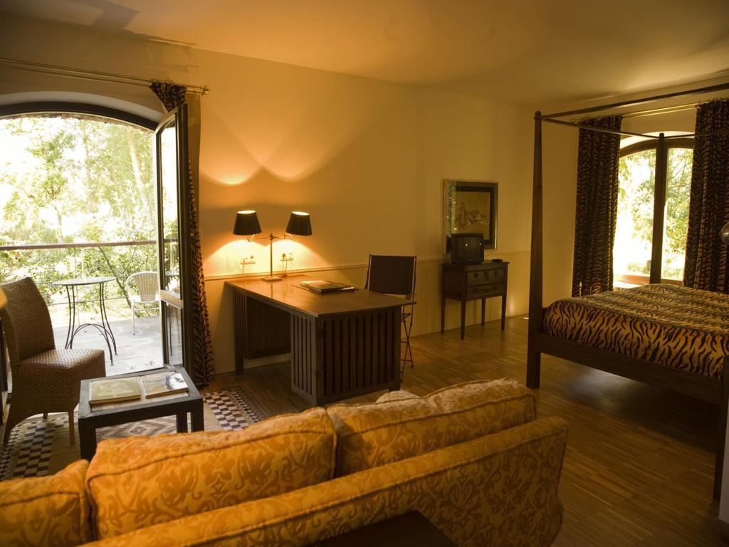 Hotel El Molino De Salinas Salinas De Pisuerga ภายนอก รูปภาพ